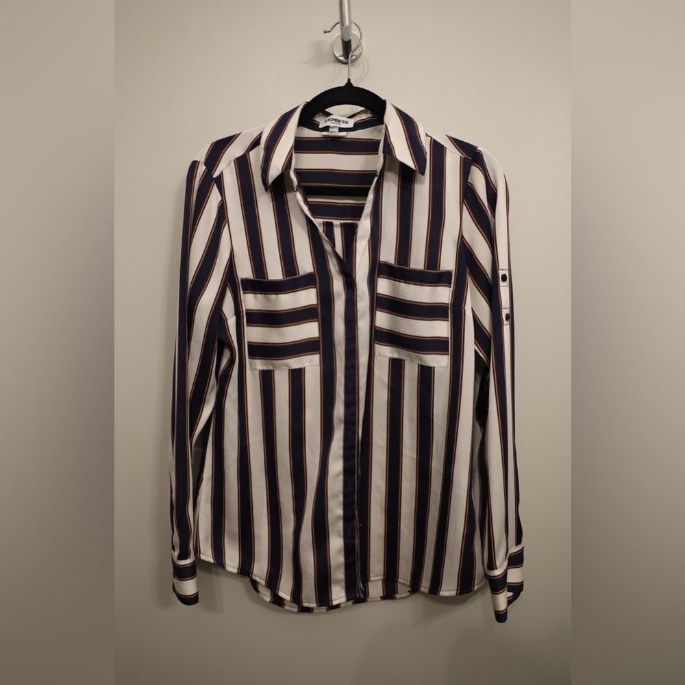 Express long sleeved button down shirt - Medium - maroon, Blue, White